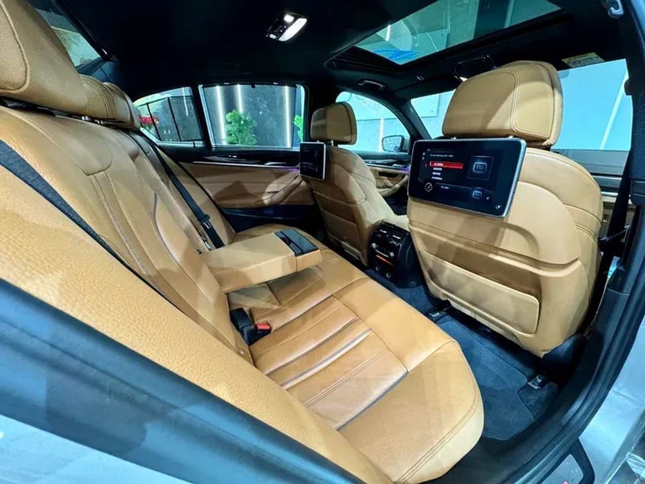 بي أم دبليو 530i M Sport 2.0L