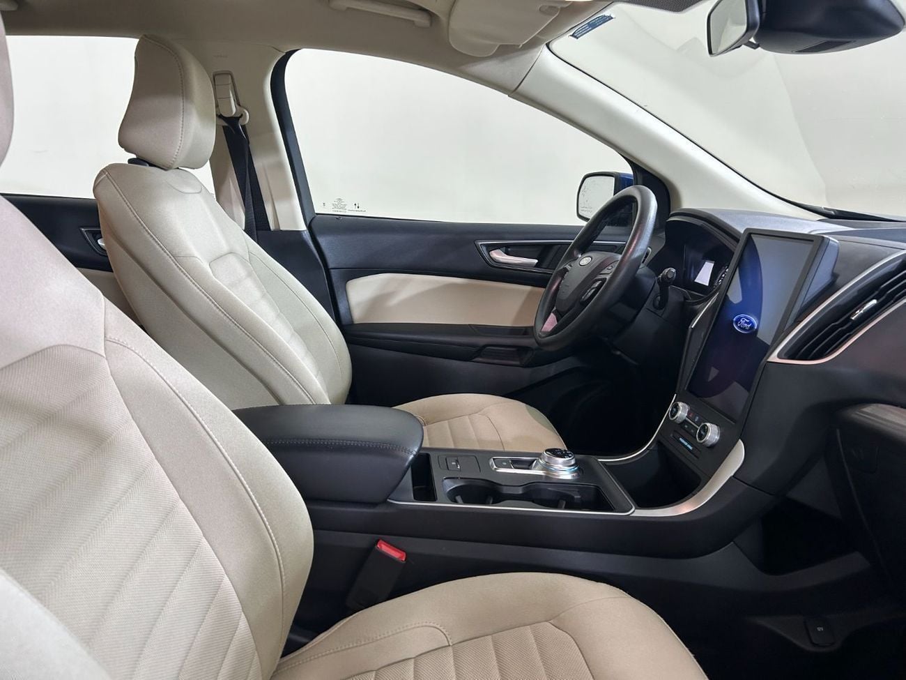 Ford Edge SE022 / AL TAYER MOTORS AL QOUZ SHOWROOM