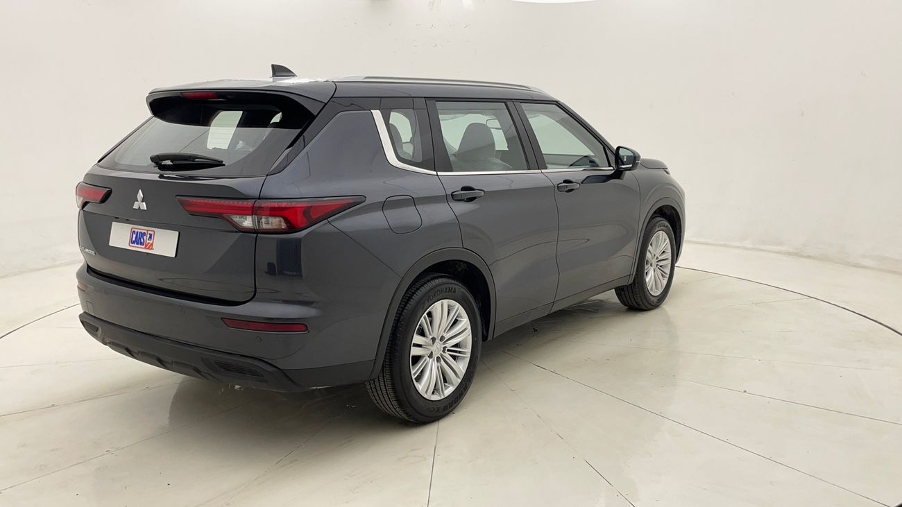 Mitsubishi Outlander MIDLINE PLUS 2.5 | Zero Down Payment | Home Test Drive