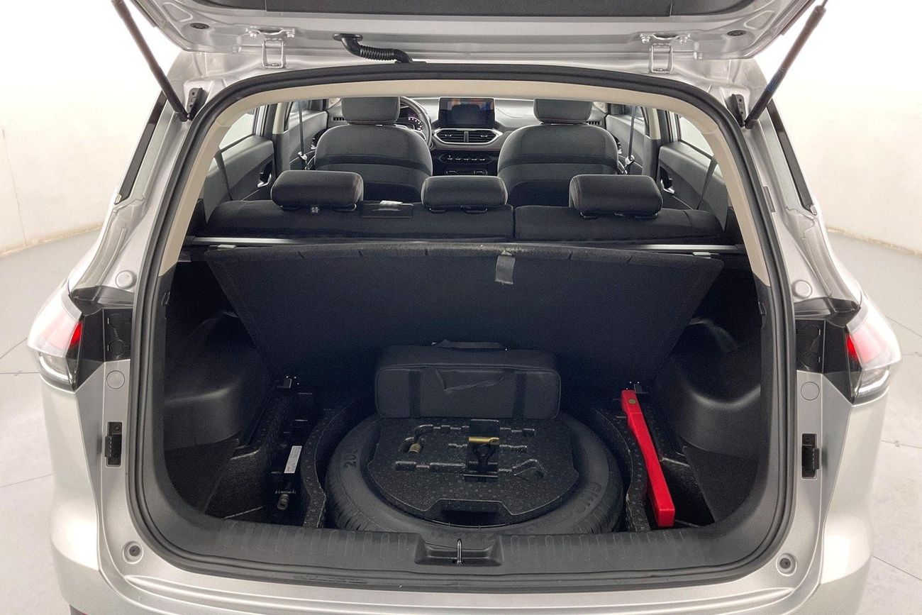 Chevrolet Groove Premier