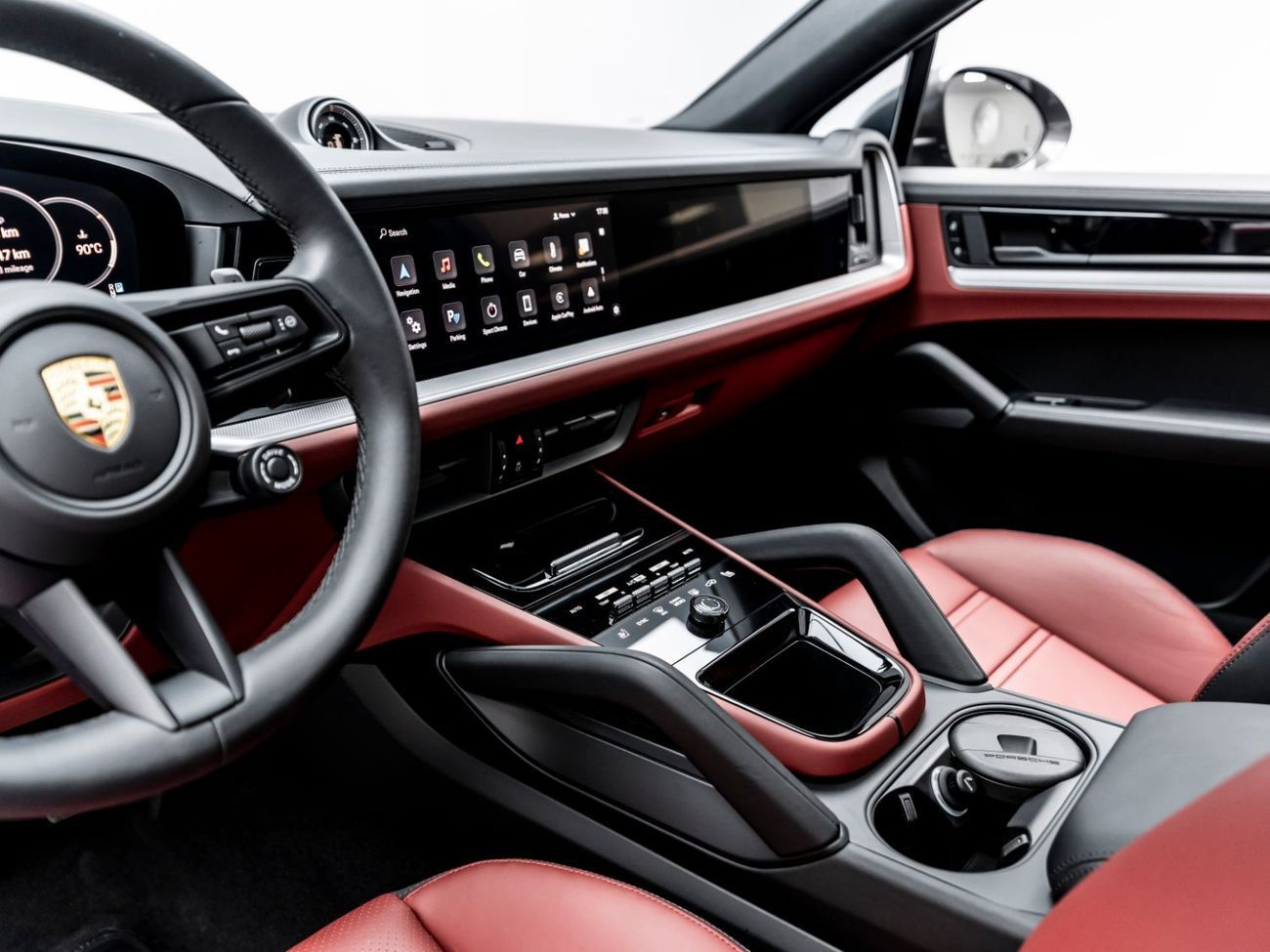 Porsche Cayenne Base Coupe 2024 Porsche Cayenne Coupe, January 2027 Porsche Warranty, Low KMs, GCC