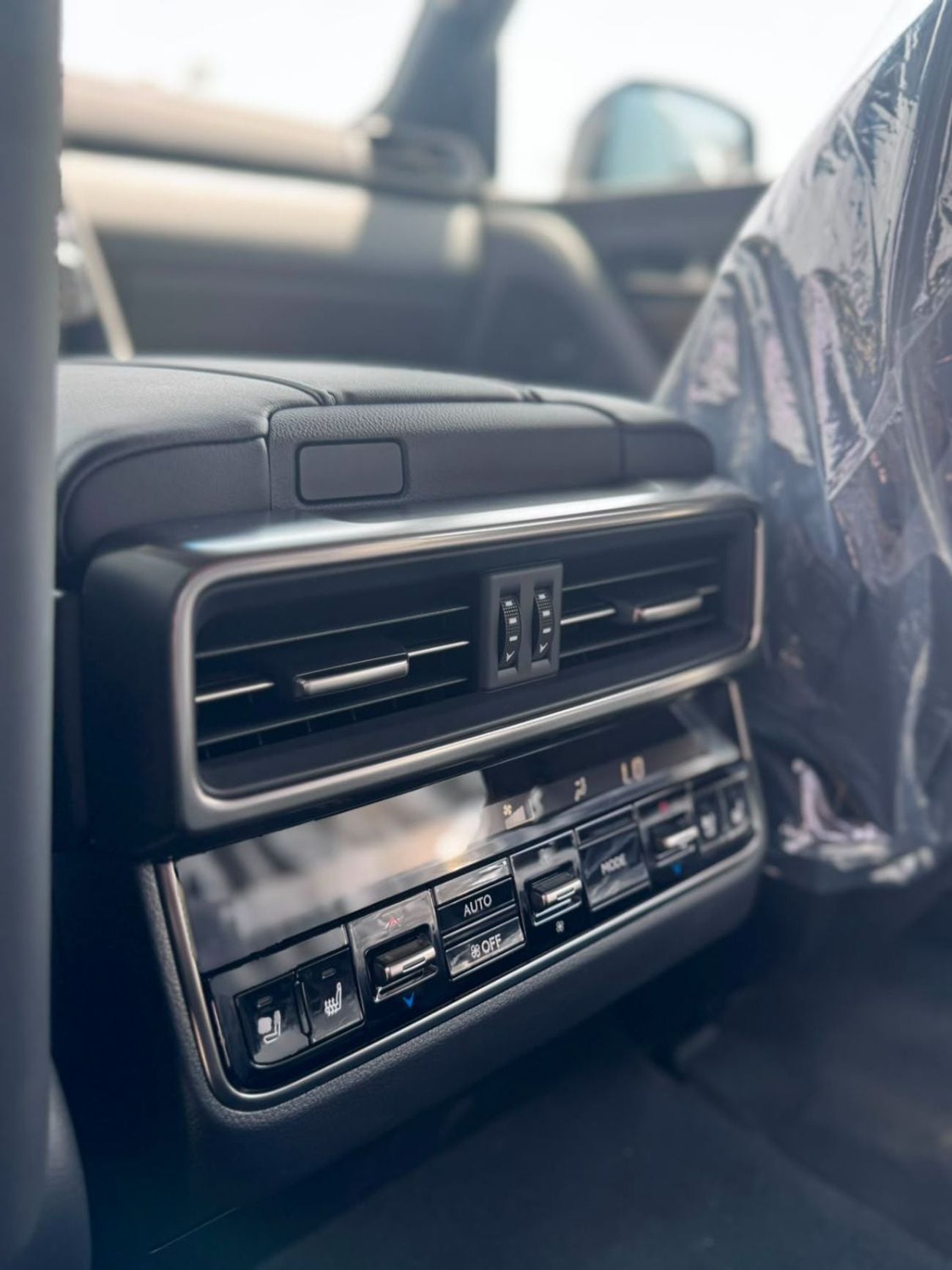 Lexus LX600 Overtrail 2025 Lexus LX600 Overtrail – Full Option | Brand New  Experience the perfect combination of luxury a