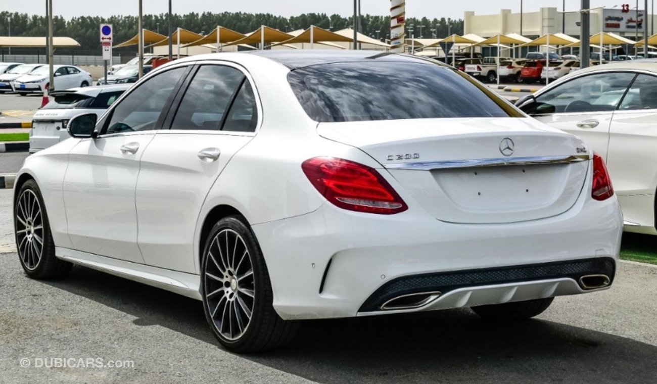 مرسيدس بنز C200 خليجي مالك واحد تشيكات وضمان وكالة توب اوبشن  بانوراما AMG