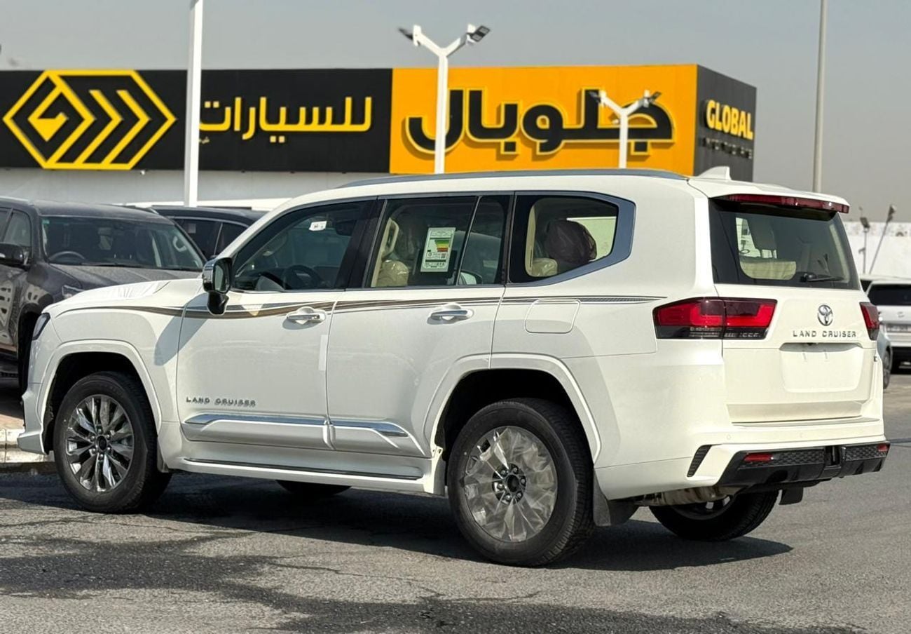 Toyota Land Cruiser VXR 4.0L V6 White 2026 GCC Omani