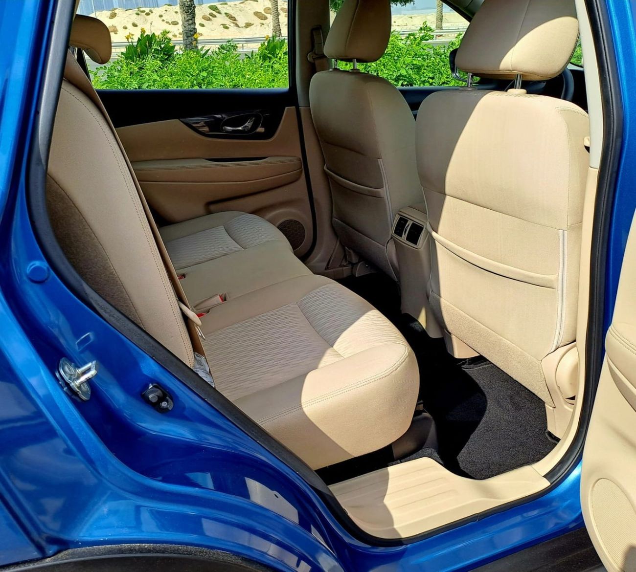 Nissan XTrail SV 2020 2.5L 4X4 GCC (1120/-MONTHLY)