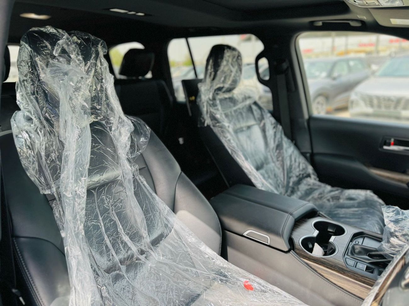 تويوتا لاند كروزر Toyota Land Cruiser VXR  year 2023 fuel diesel Right hand drive