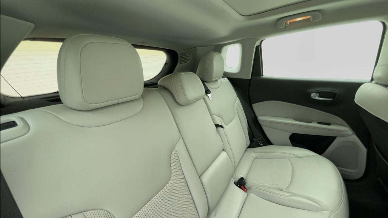 Jeep Compass LIMITED 2.4 | Zero Down Payment | Home Test Drive