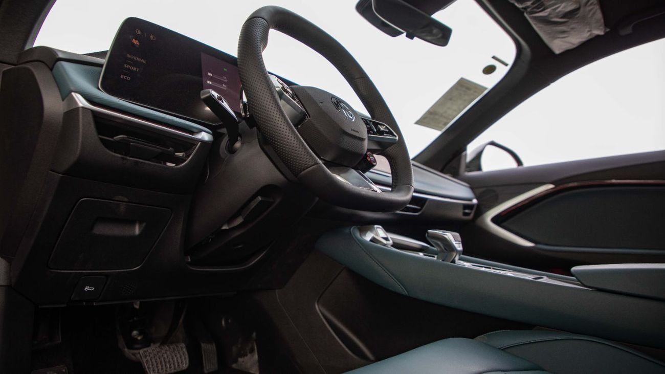 أم جي 7 1.5T DCT ELEGANCE SPORT PACKAGE SPOILER/2025/ For Local Registration +10%