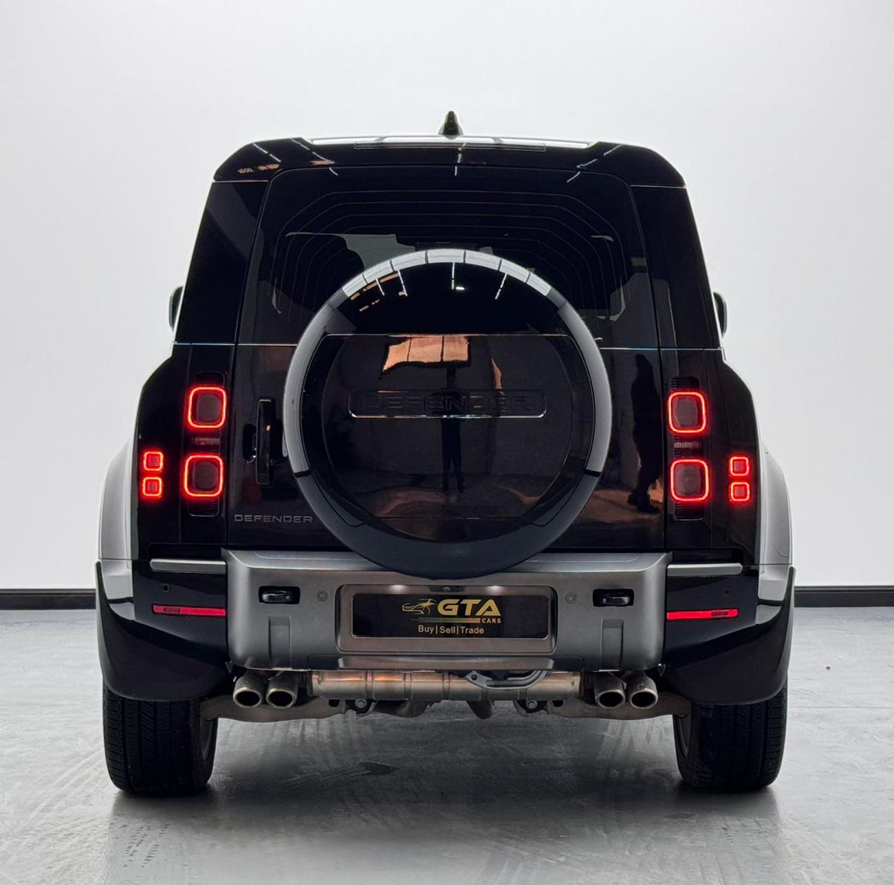 Land Rover Defender 110 X P525 5.0L 2024 Land Rover Defender V8 Edition 110 P525, 2028 Land Rover Warranty + Service Pac