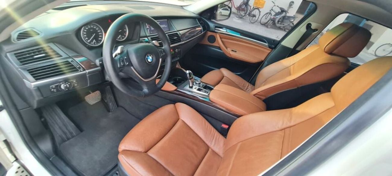 BMW X6 BMW X6 GCC 2011 FULL OPTION