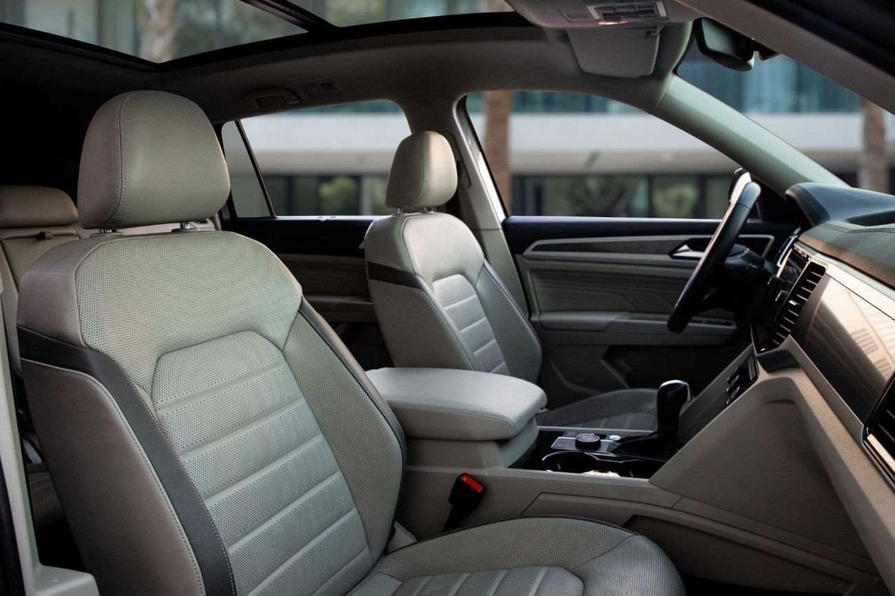 Volkswagen Teramont R-LINE PACKAGE | 2,350 P.M | 0% Downpayment | Immaculate Condition!