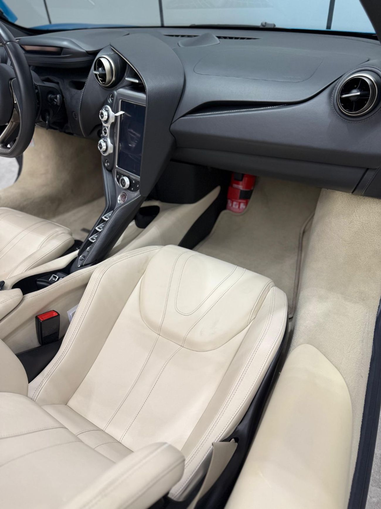 مكلارين 720S GCC Specs | Full Service History | Under Warranty