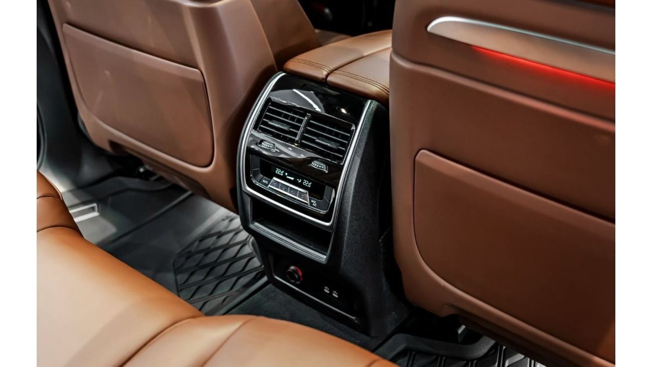 بي أم دبليو X7 2023 BMW X7 xDrive 40i, 2028 BMW Warranty + Service Contract, Low KMs, GCC