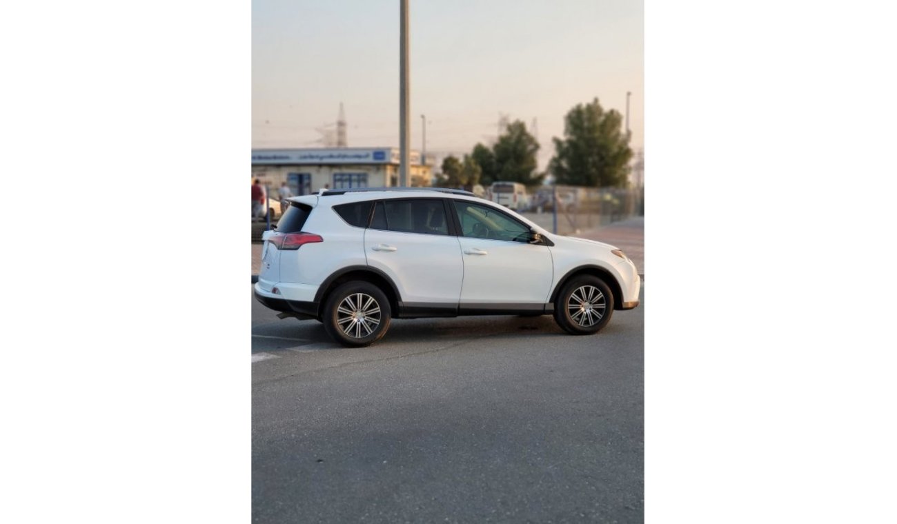 تويوتا راف ٤ TOYOTA RAV4 LE 4X4 RTA PASS CAR