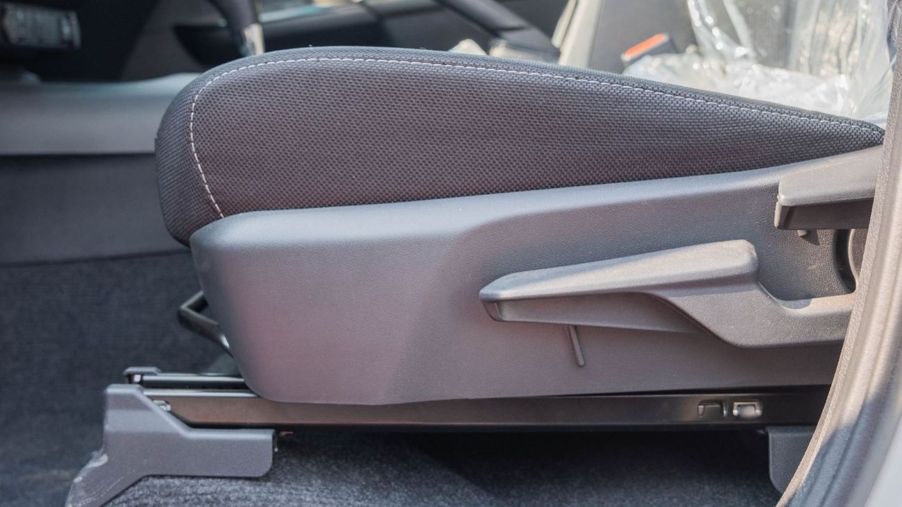 تويوتا هيلوكس 2025 Toyota Hilux Adventure 2.8L Diesel AT (White)