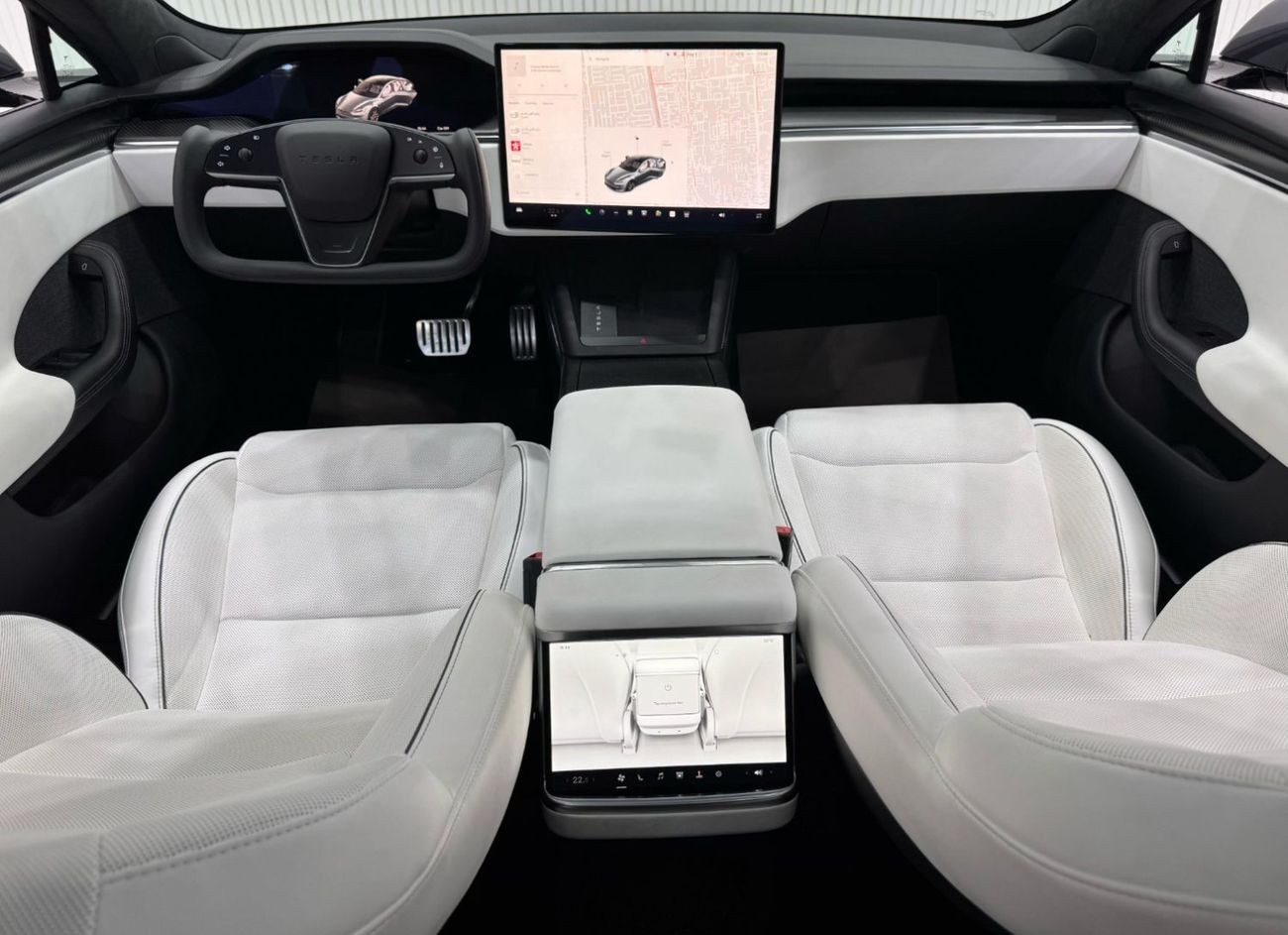 تسلا Model S Plaid (AWD) 2023 Tesla Model S Plaid, 2027 Tesla Warranty, 2031 Tesla Battery Warranty, Low Kms, GCC