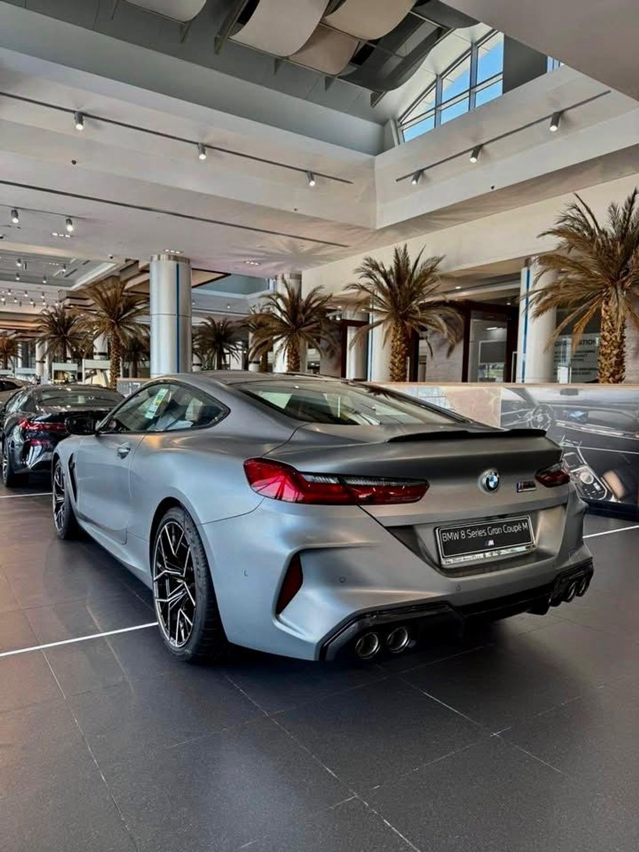 BMW M8 Competition 4.4L (617 HP)