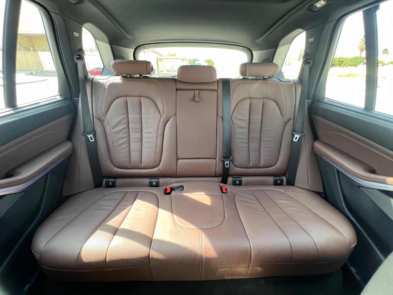 BMW X5 40i xDrive BMW X5 XDrive 40i M package  Head-Up Display  Panoramic Full Option  2020  Under warranty