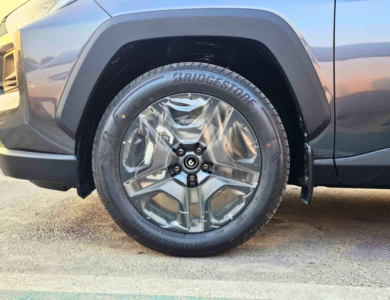 تويوتا راف ٤ ADVENTURE / 2.5L PETROL 4WD / PANORAMIC ROOF / LEATHER WITH DRIVER POWER SEAT (CODE #  RADVP)