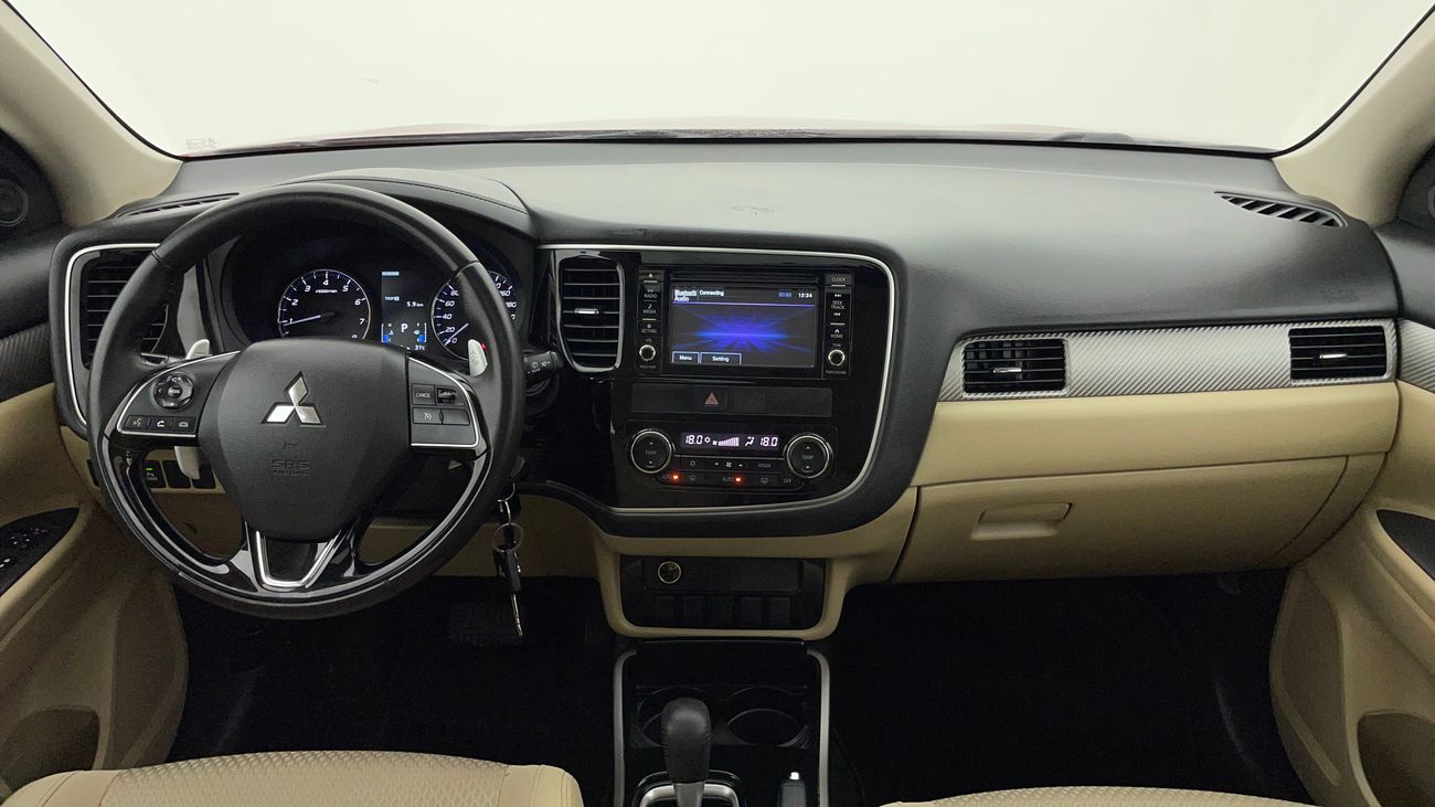 ميتسوبيشي آوتلاندر GLX HIGHLINE 2.4 | بدون دفعة مقدمة | اختبار قيادة مجاني للمنزل