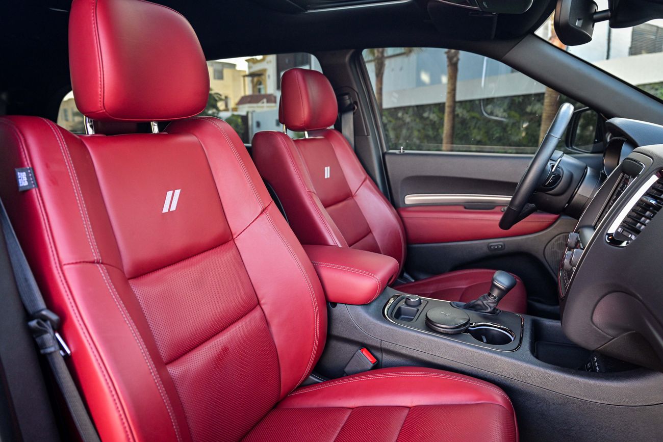 Dodge Durango R/T V8 | 2,740 P.M  | 0% Downpayment | Excellent Condition!