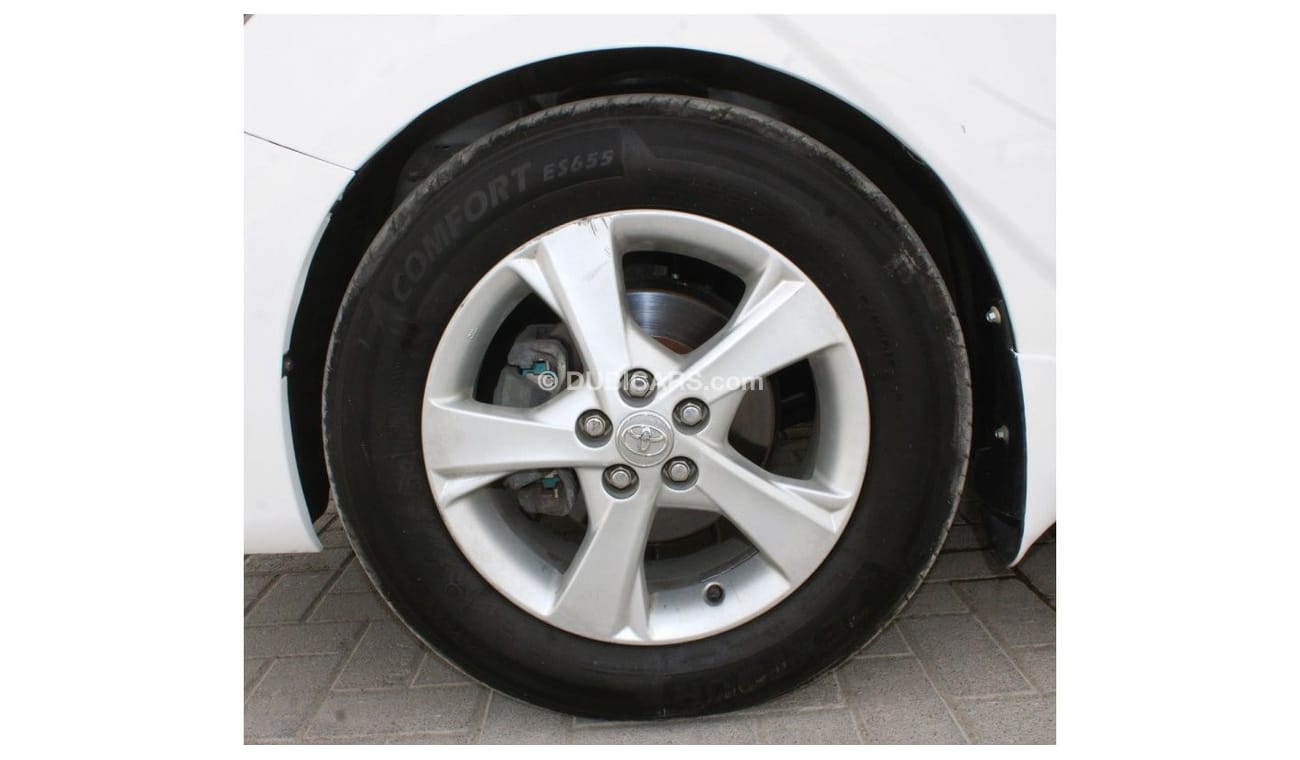 تويوتا كورولا XLI تويوتا كرولا 2013 ابيض خليجي 1.6 بحالة ممتازة بدون حوادث