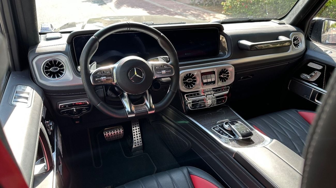 Mercedes-Benz G 63 AMG 4MATIC SUV | Carbon fiber interior | Accident free