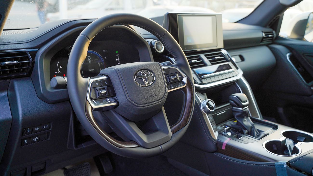 تويوتا لاند كروزر