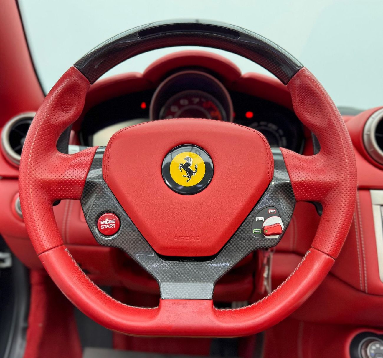 Ferrari California 2010 Ferrari California Convertible, Full Service History, Very Low Kms, Carbon Fiber Package, GCC