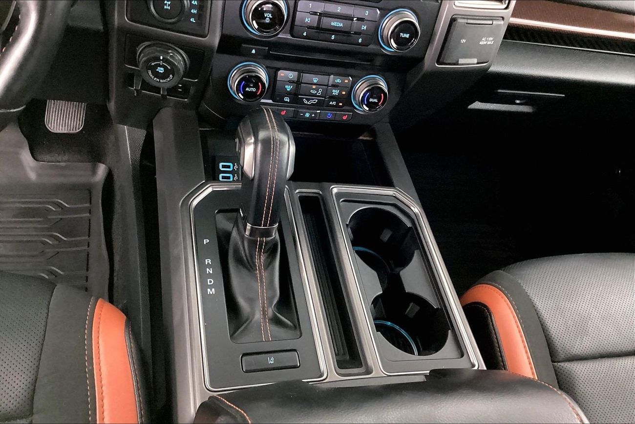 Ford F 150 Raptor Luxury - Super Cab | Guaranteed Warranty | 0 Down Payment