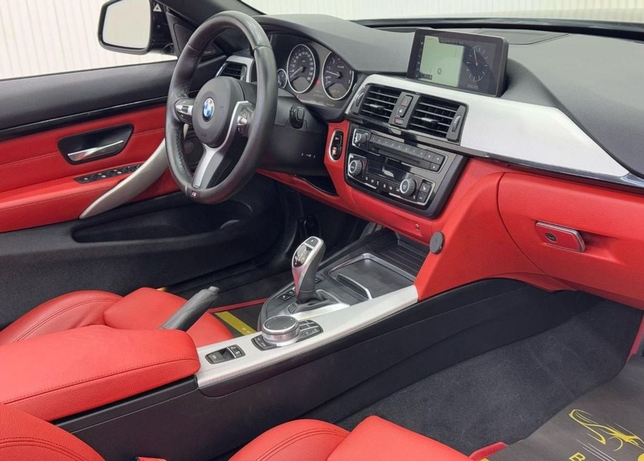بي أم دبليو 440i M Sport 3.0L 2017 BMW 440i M-Sport Convertible, Service History, Excellent Condition, GCC