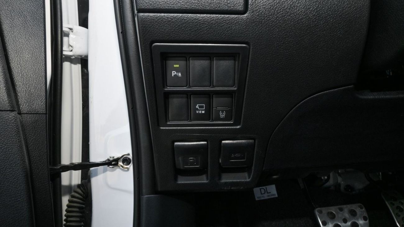 Toyota Hilux Toyota Hilux GR Sport - 2.8L - DSL - White - 2024 (Export)