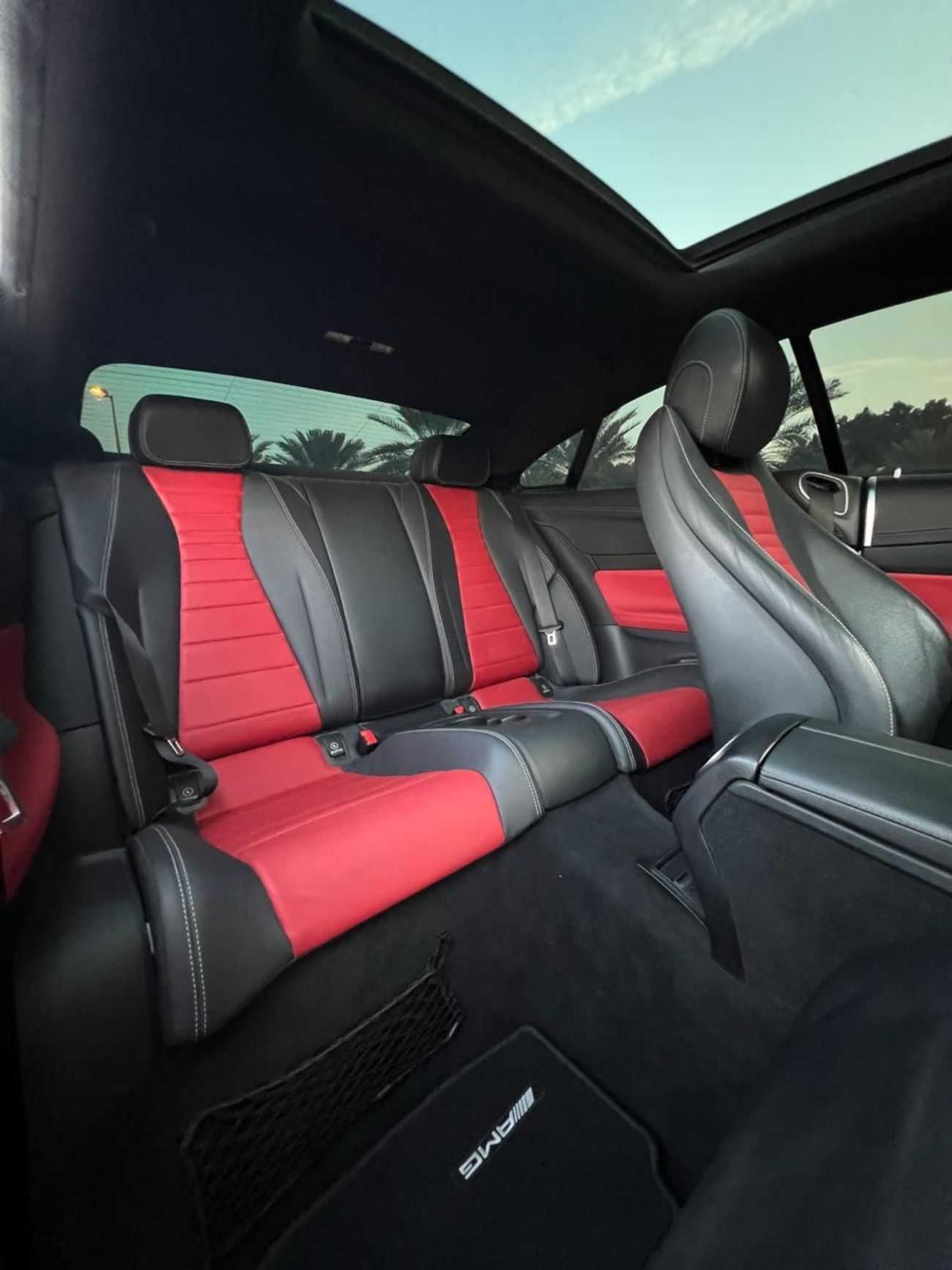 Mercedes-Benz E 200 Coupe Mercedes E200 coupe Model 2019 Gcc specs