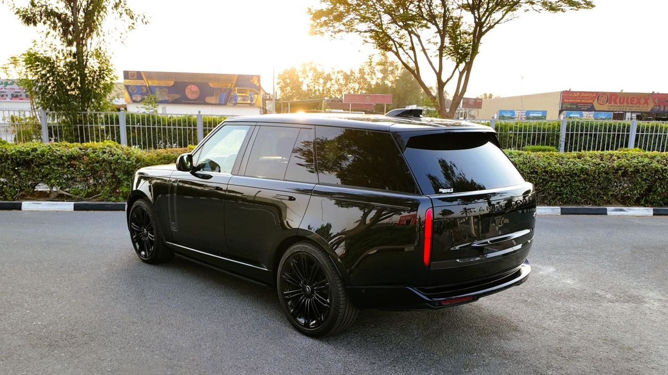 Land Rover Range Rover AUTOBIOGRAPHY P530 2023 Range Rover | 4.4L Twin-Turbo V8 | Under 400 KM | European Specs