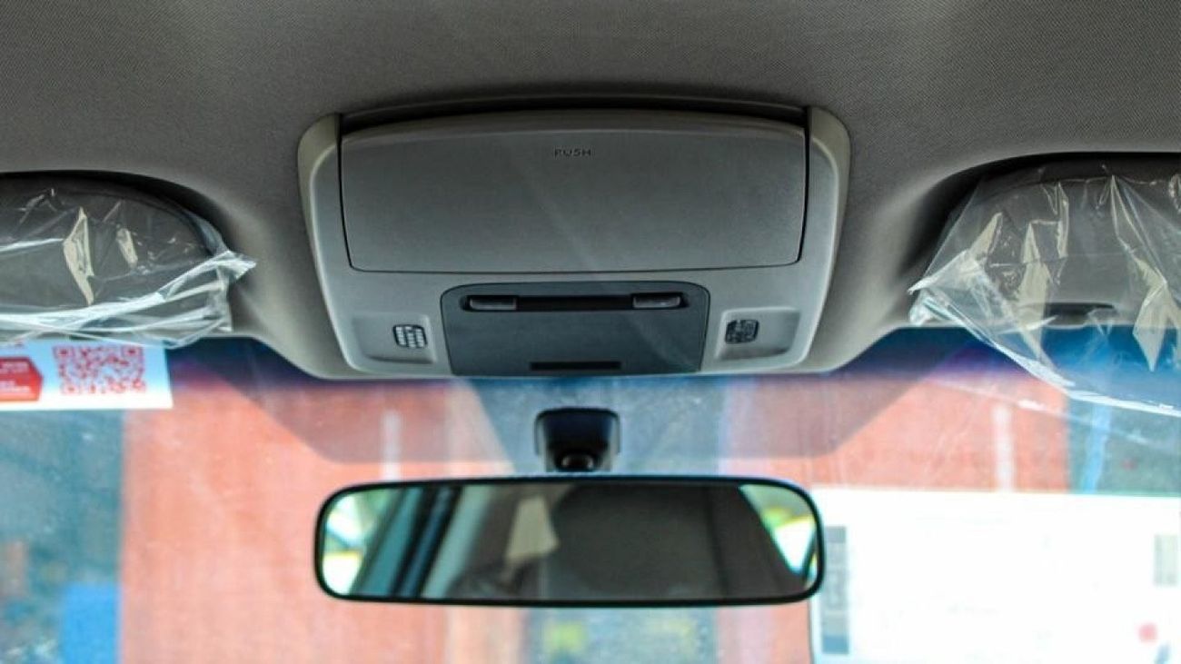 Toyota Camry Toyota/CAMRY/AXVB1 2.5L LE 5 seater AC - 2x Airbags - ABS AT(export only)