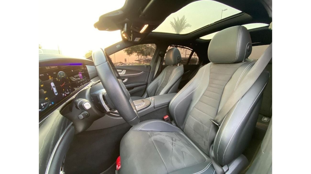 Mercedes-Benz E300 Premium + GCC SPEC UNDER WARRANTY AND SERVICE