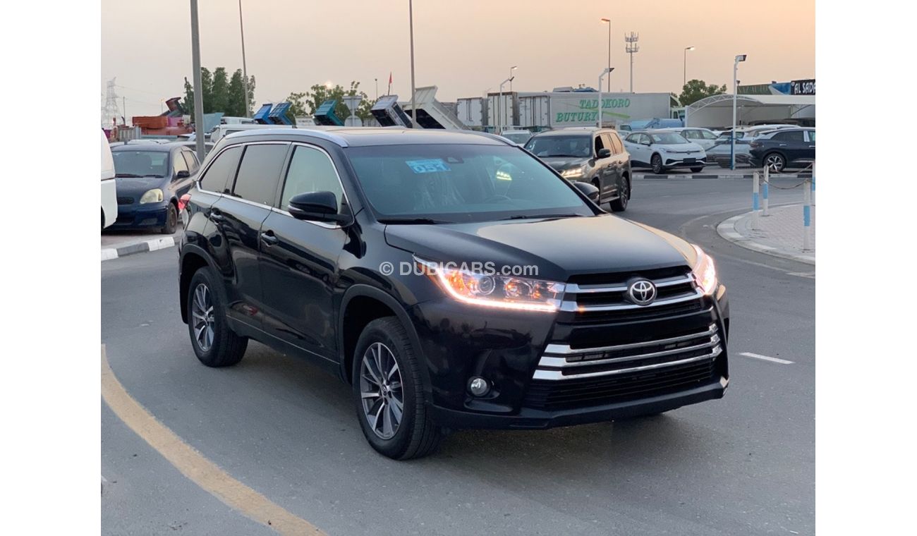 Toyota Highlander 2017 TOYOTA HIGHLANDER XLE 4x4