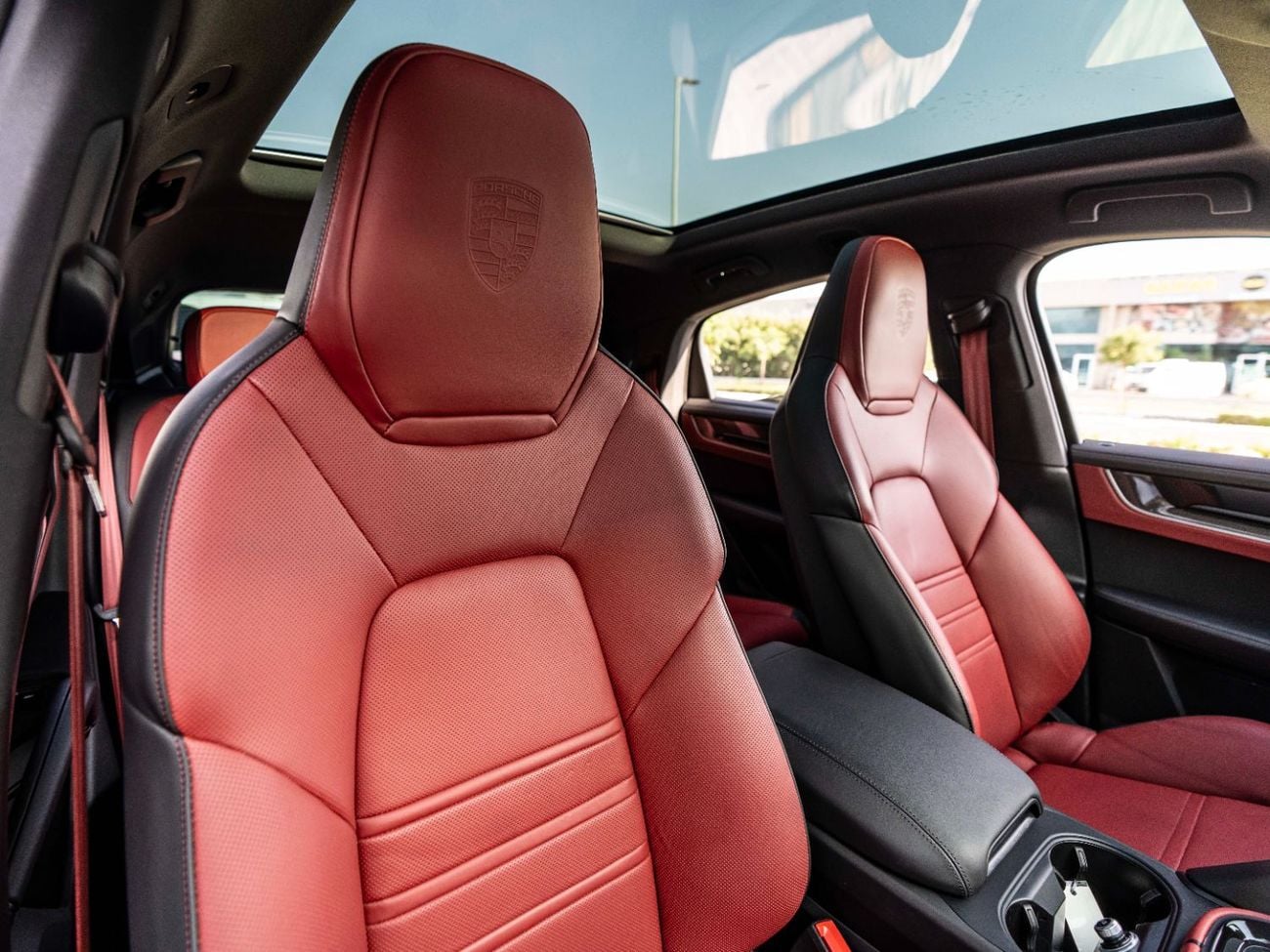 Porsche Cayenne Base