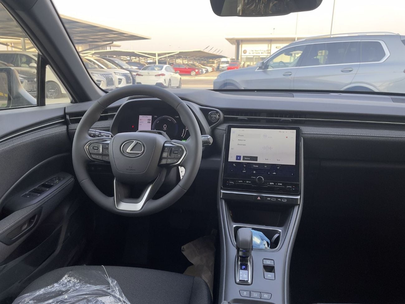 لكزس LBX PREMIUM هجين