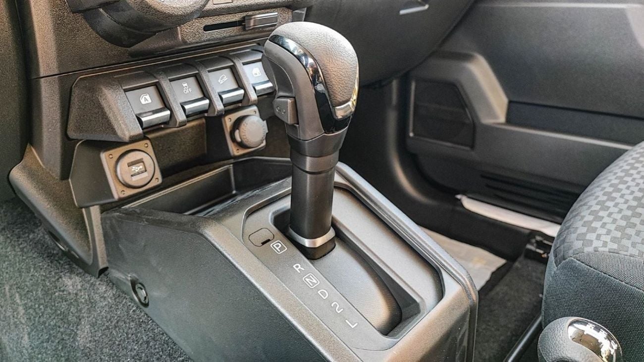 Suzuki Jimny SUZUKI JIMNY 1.5L GL SLDA WITH ALLOY WHEEL AT