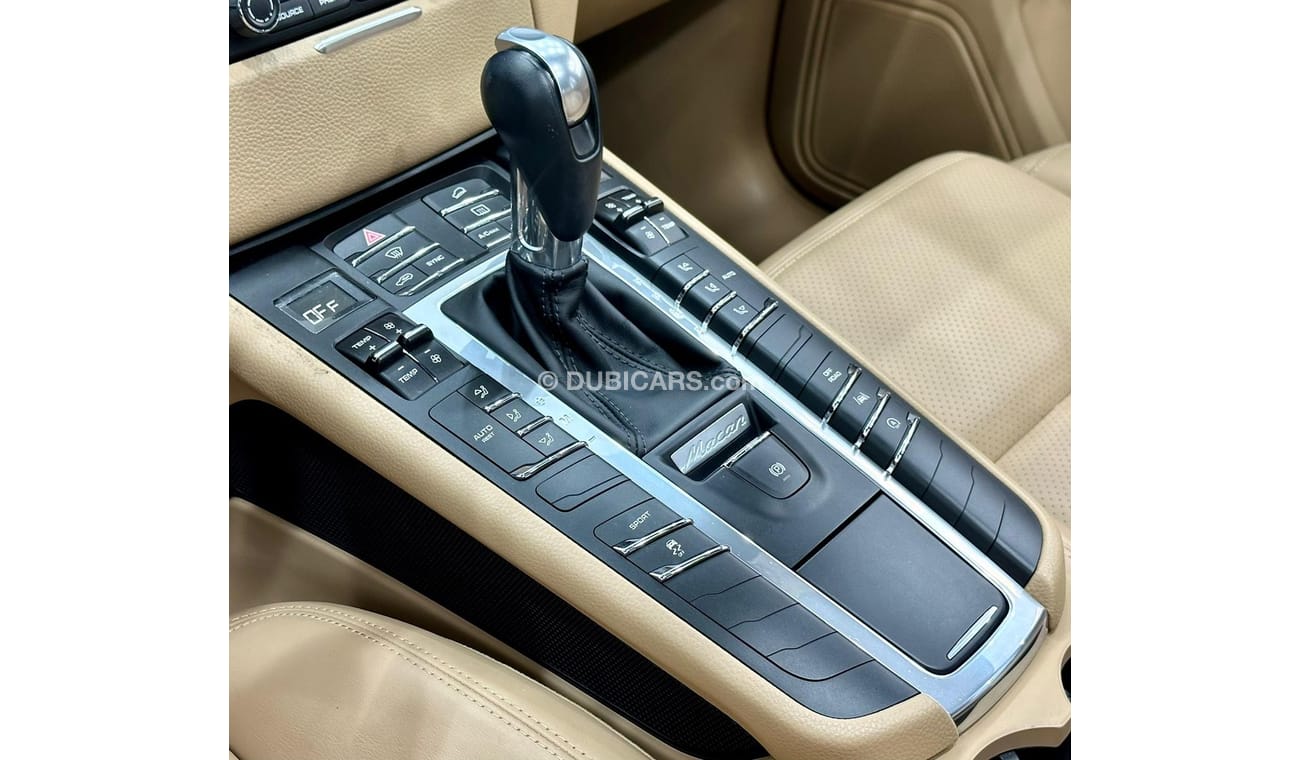 Porsche Macan Std 2018 Porsche Macan, Warranty, Full Porsche Service History, Low Kms, GCC