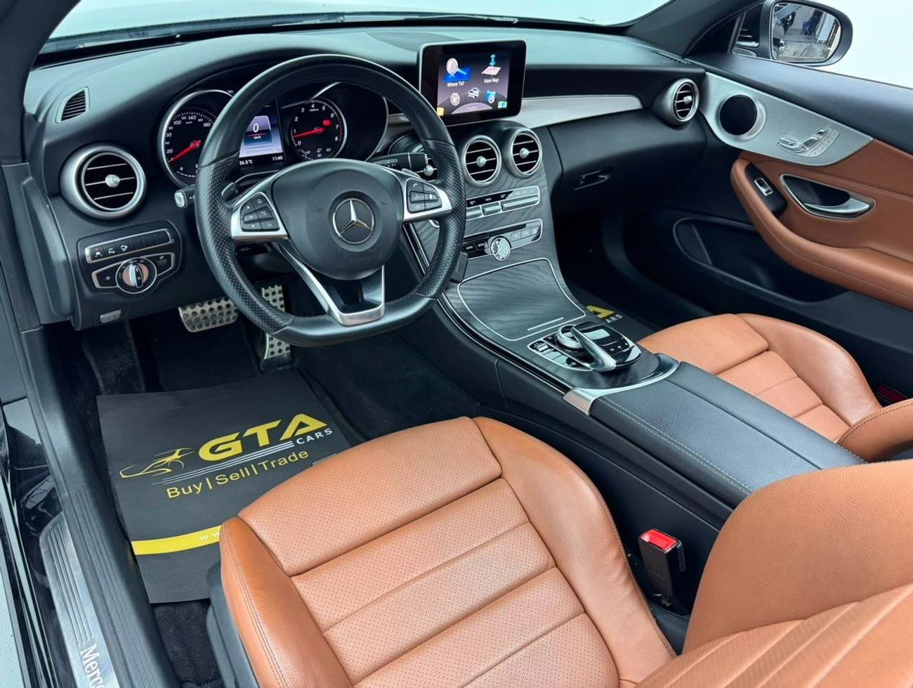 Mercedes Benz C300 STD 2017 Mercedes-Benz C300 Coupe, Mercedes Service History, Excellent Condition, GCC