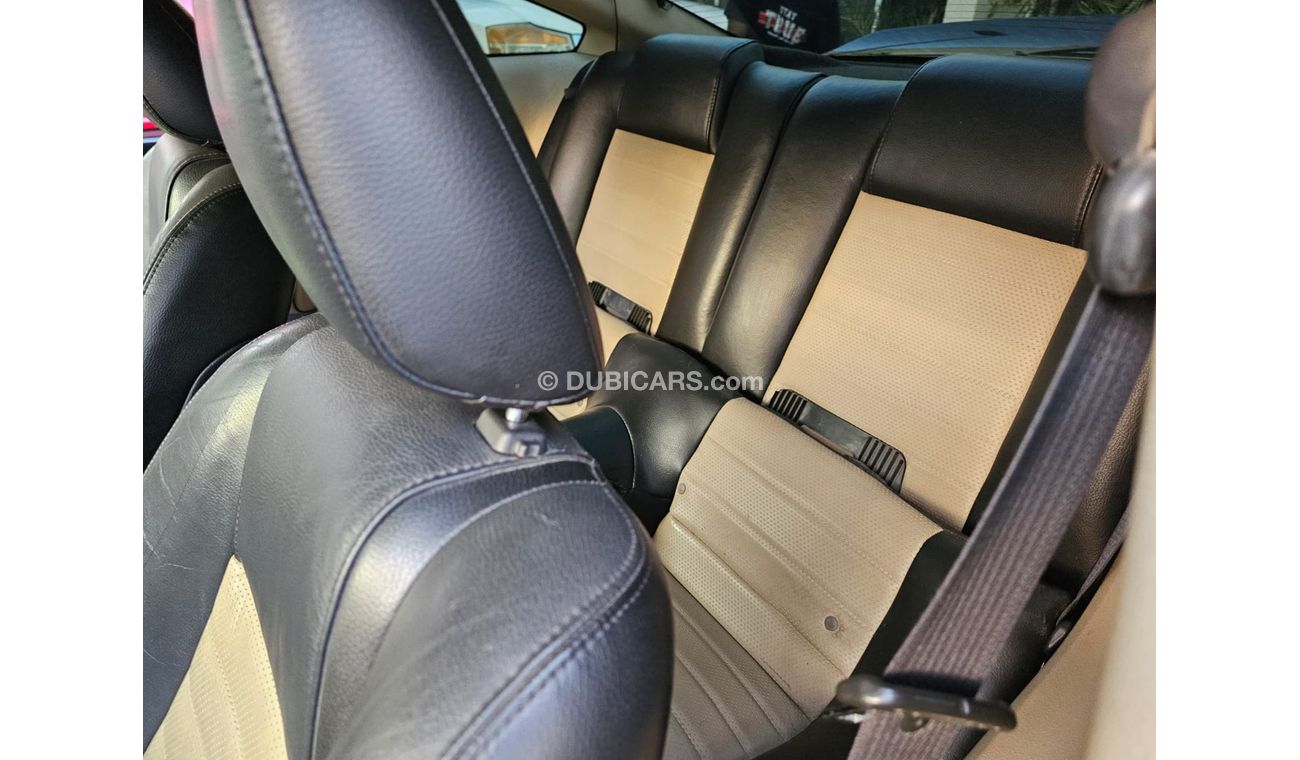 فورد موستانج خليجى  GT موديل 2007 كوبيه شاشة اندرويد كاميرا خلفية حساسات مثبت سرعة تحكم بحالة ممتازة