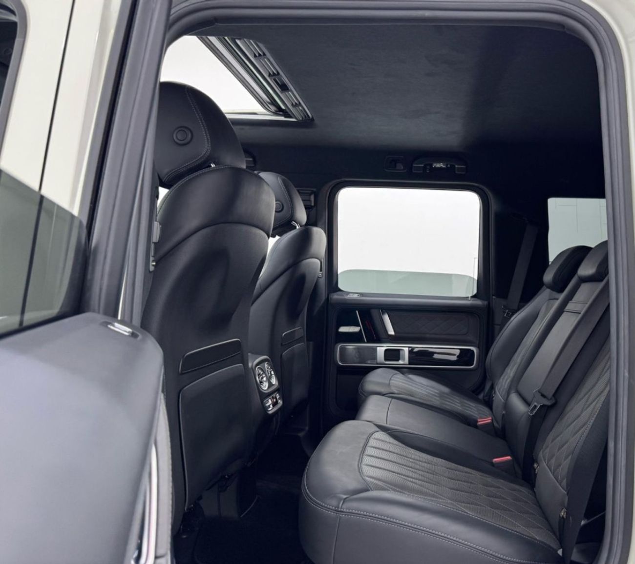 Mercedes-Benz G 63 AMG Std 4.0L