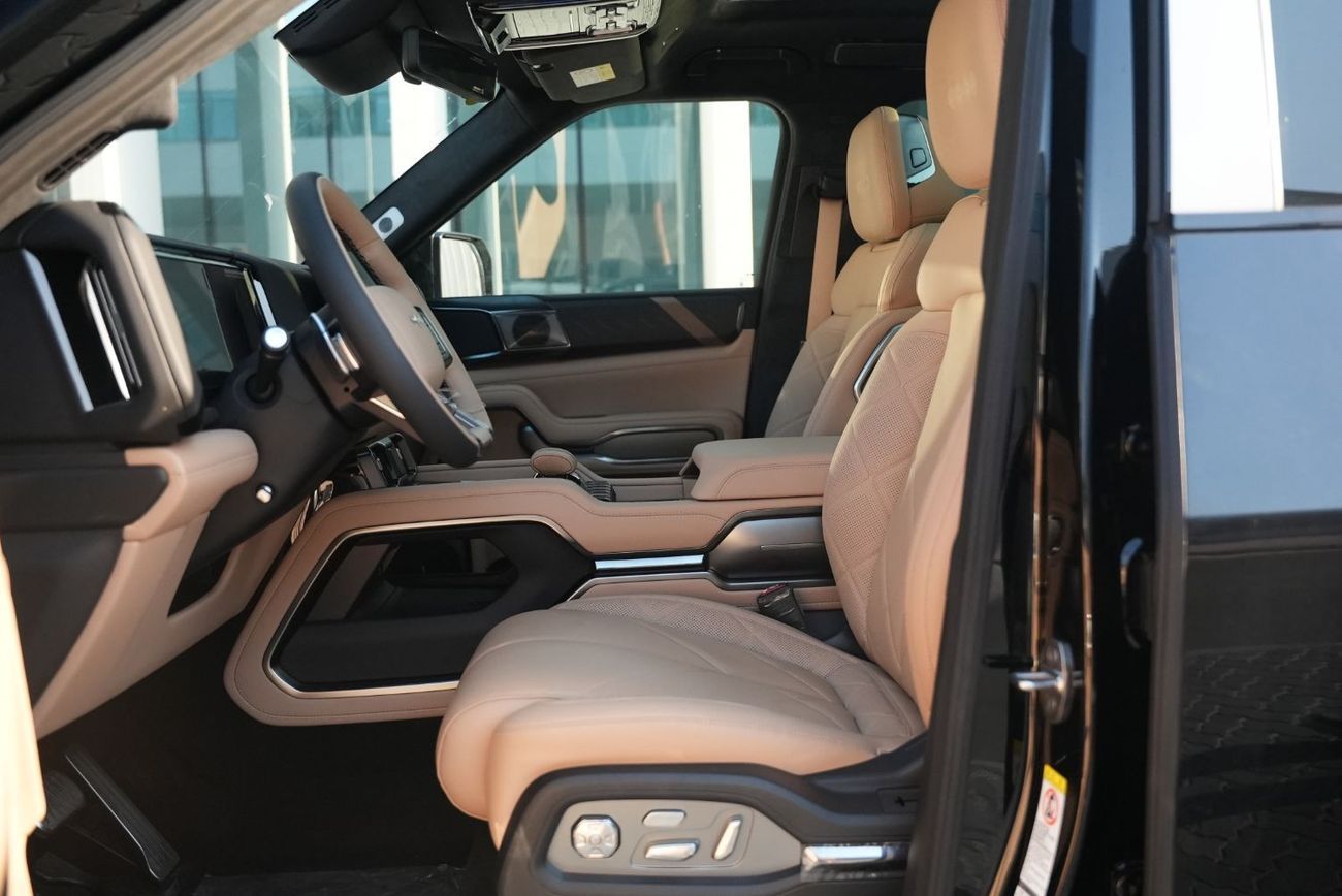 BYD Leopard 8 FLAGSHIP 2026 BYD Leopard 8 Flagship plug in Hybrid 2.0L 7 seater Black 0KM