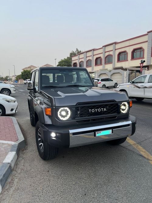 Toyota Land Cruiser 70