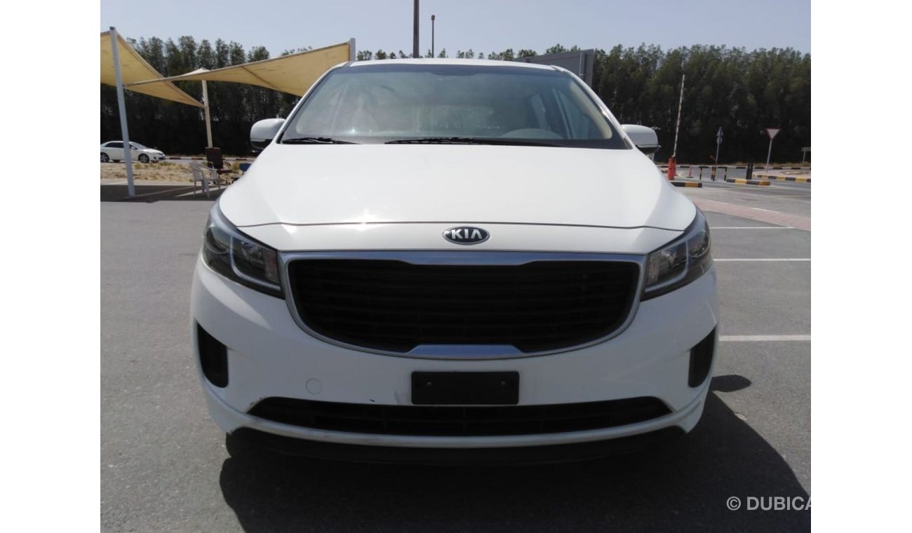 Kia Carnival Kia carnival 2017 g cc full automatic accident free