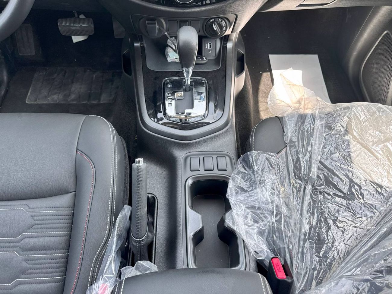 نيسان نافارا 2025 NISSAN NAVARA DOUBLE CABIN PRO 2.5L DIESEL 4WD AUTOMATIC BRAND NEW 0KM