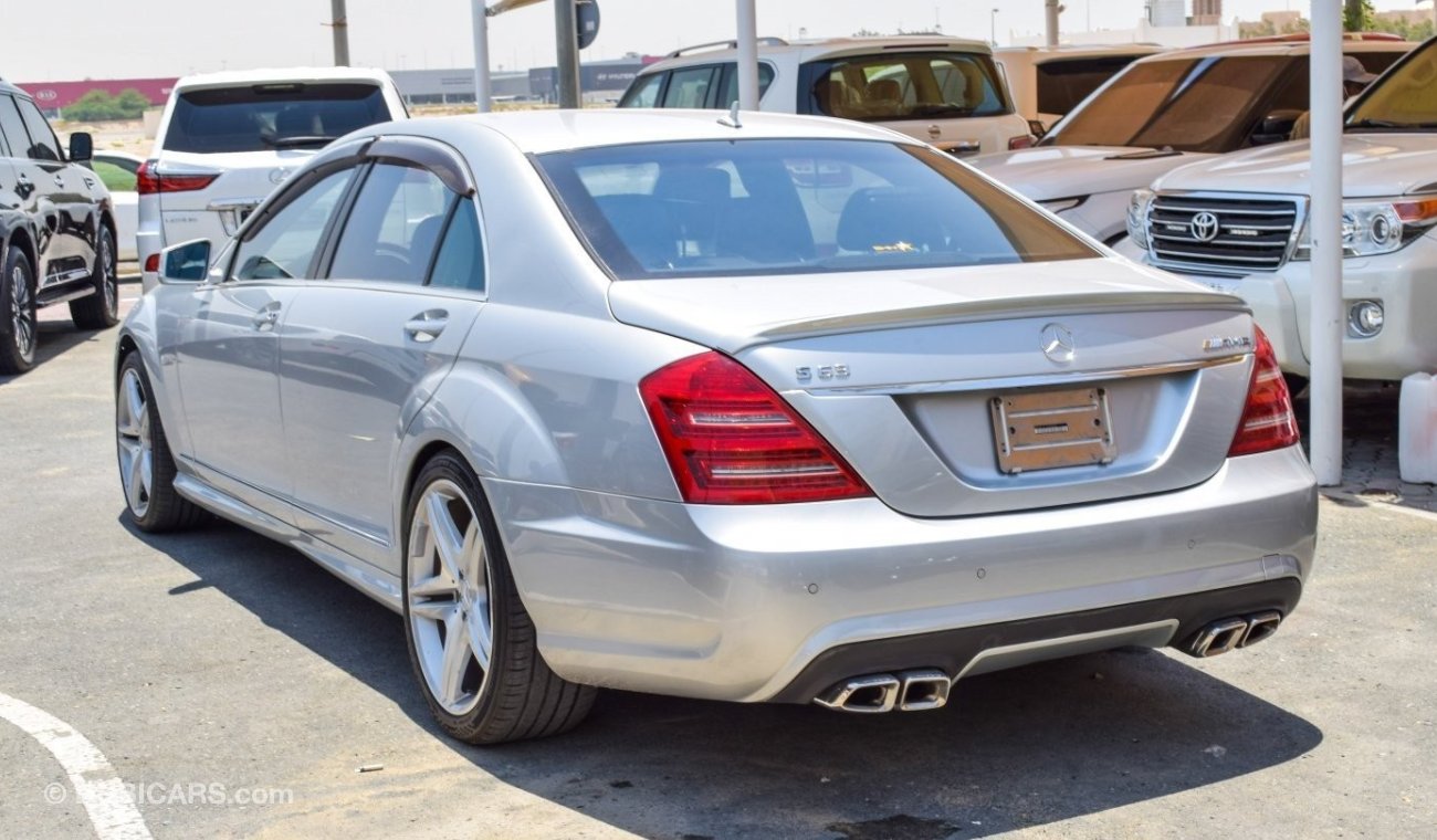 مرسيدس بنز S 550 With S 63 body kit