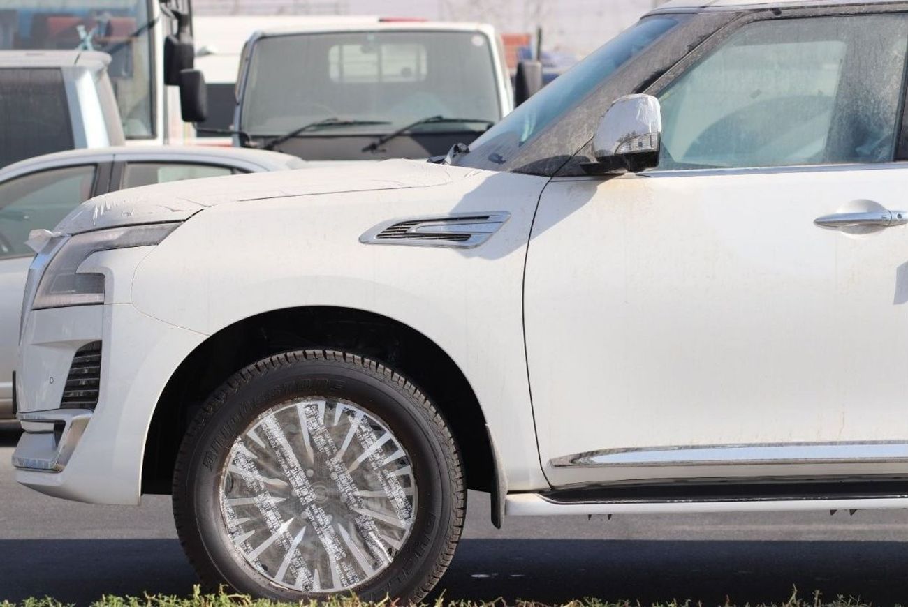 Nissan Patrol 4.0 SE, V6 PLATINUM,LEATHER SEAT, ELECTRIC SEAT, SUNROOF, MONITOR,MODEL 2024